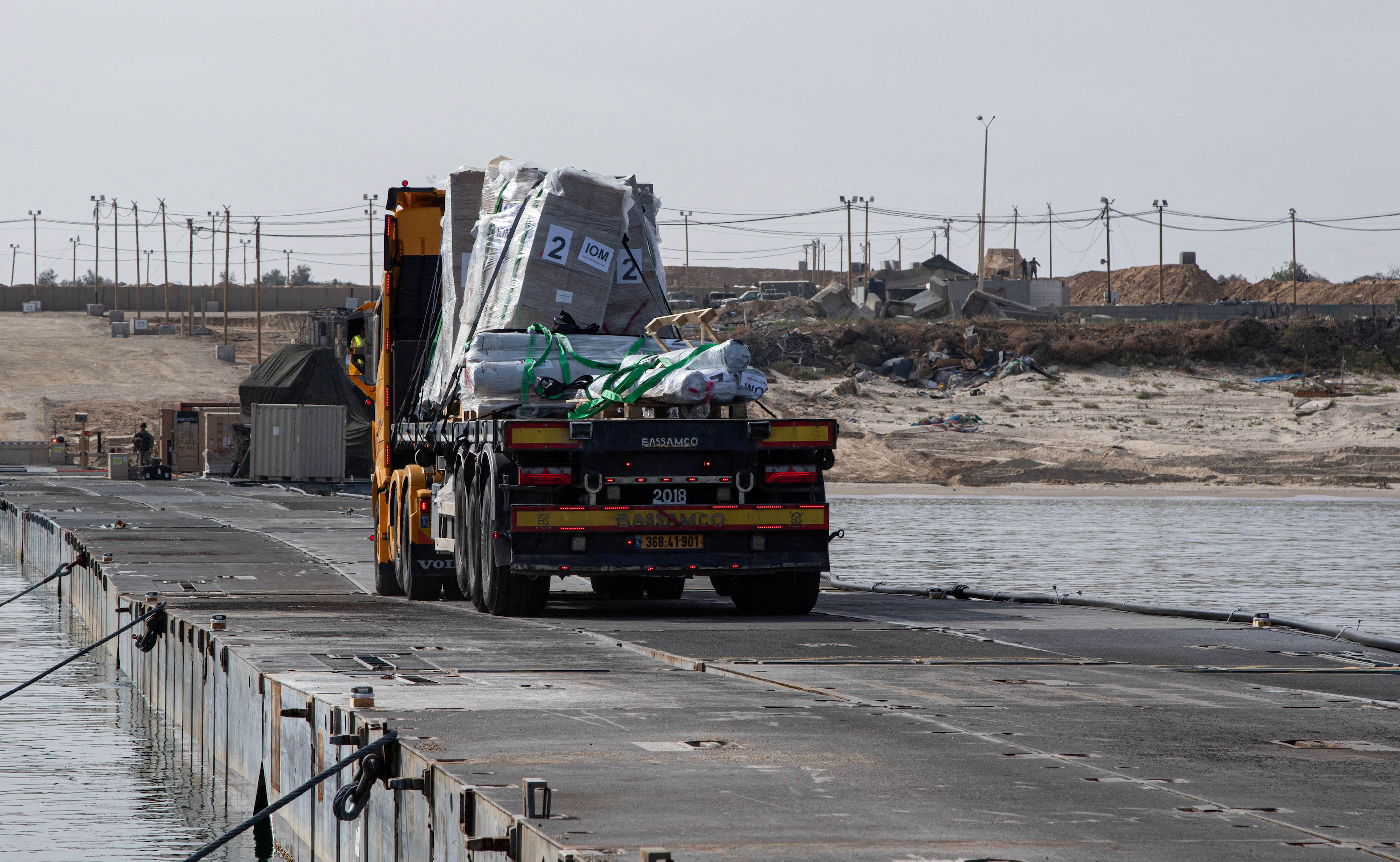 Gaza pier resumes operations after weather pause, US officials say