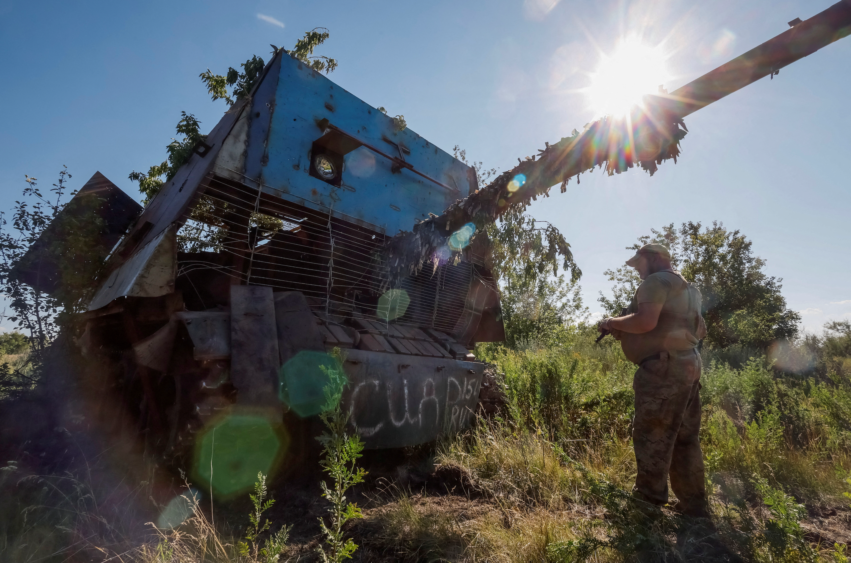 Ukraine captures Russian “barn” tank modified against drone threat