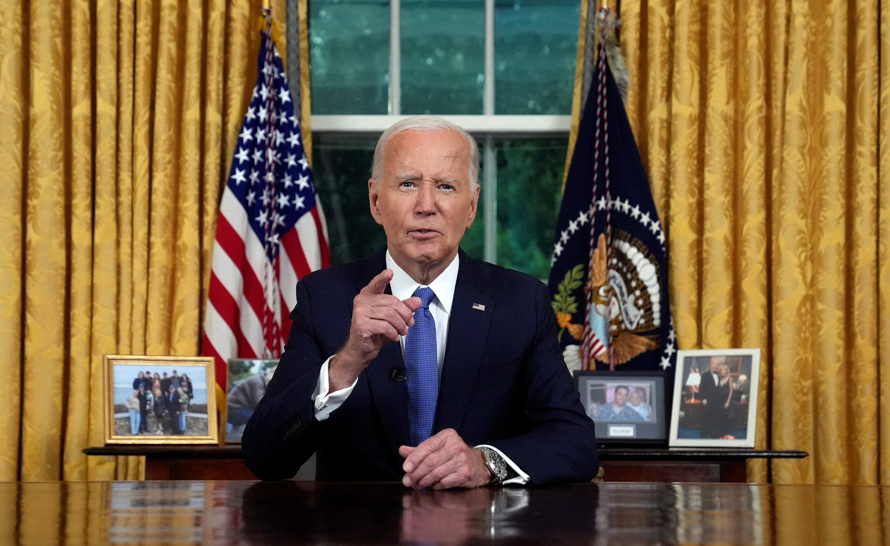 Biden says he's “passing the torch” to next generation in speech from Oval Office