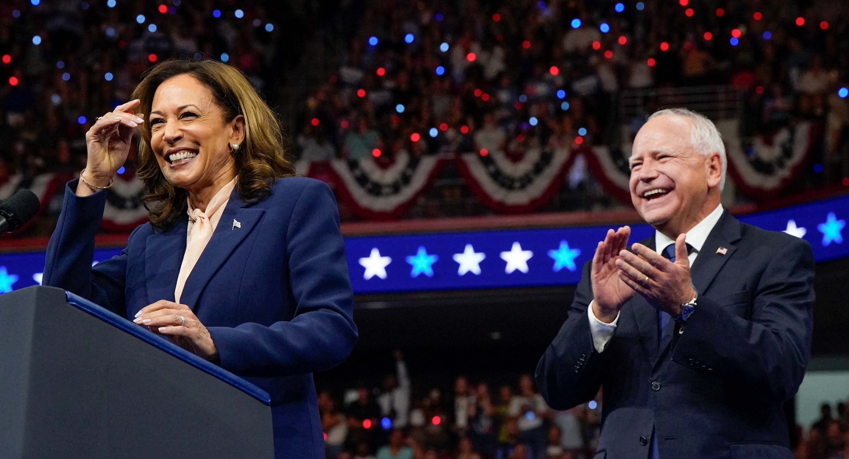 Democrats Harris, Walz campaign together for first time as White House ticket