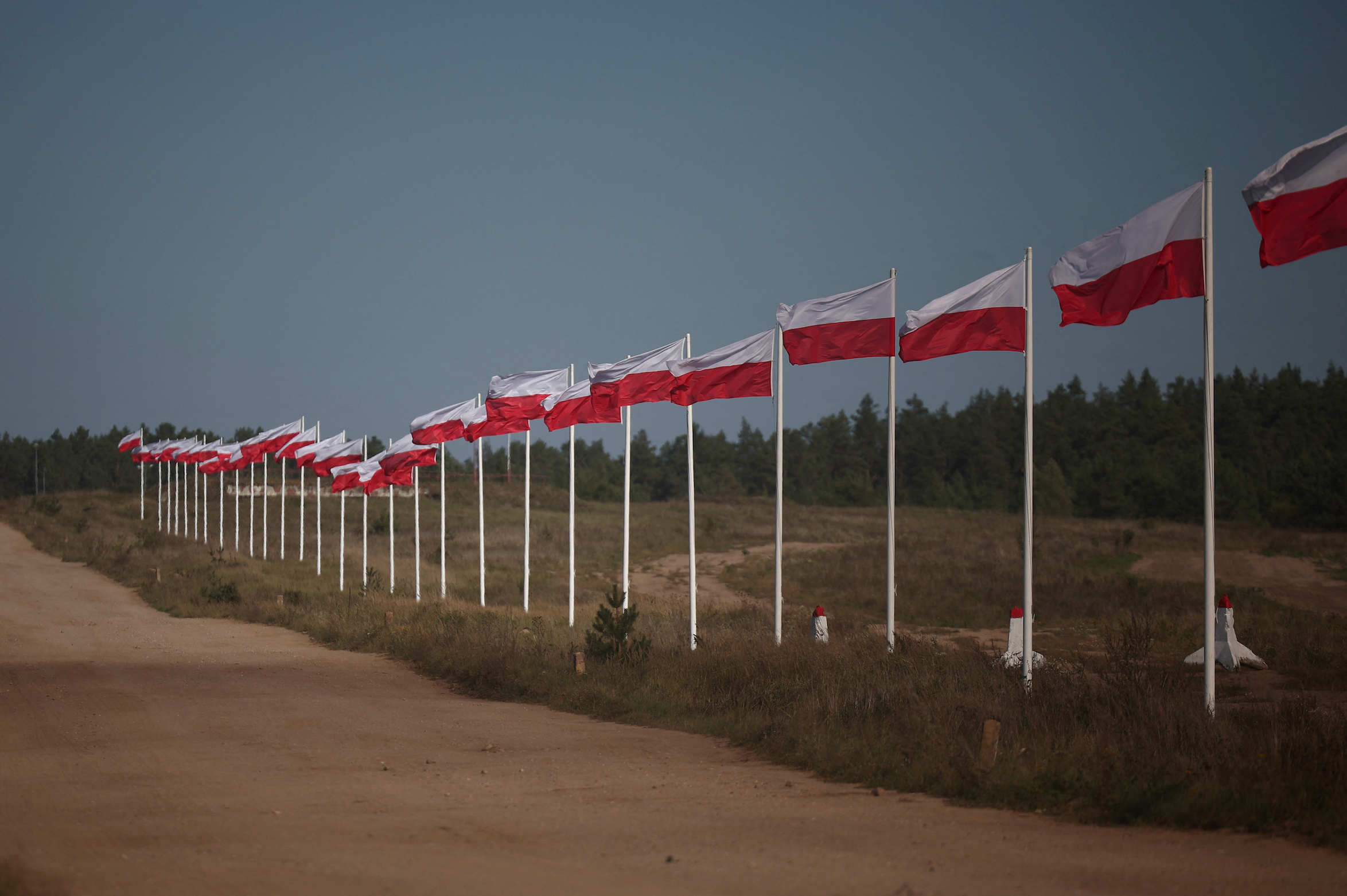 Poland thwarts sabotage group linked to Russia and Belarus