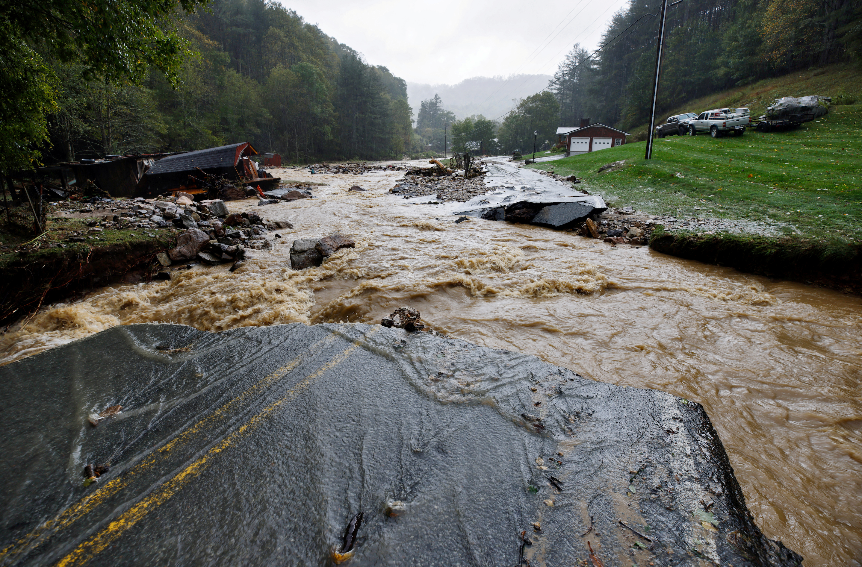 Hurricane Helene kills at least 90 in US