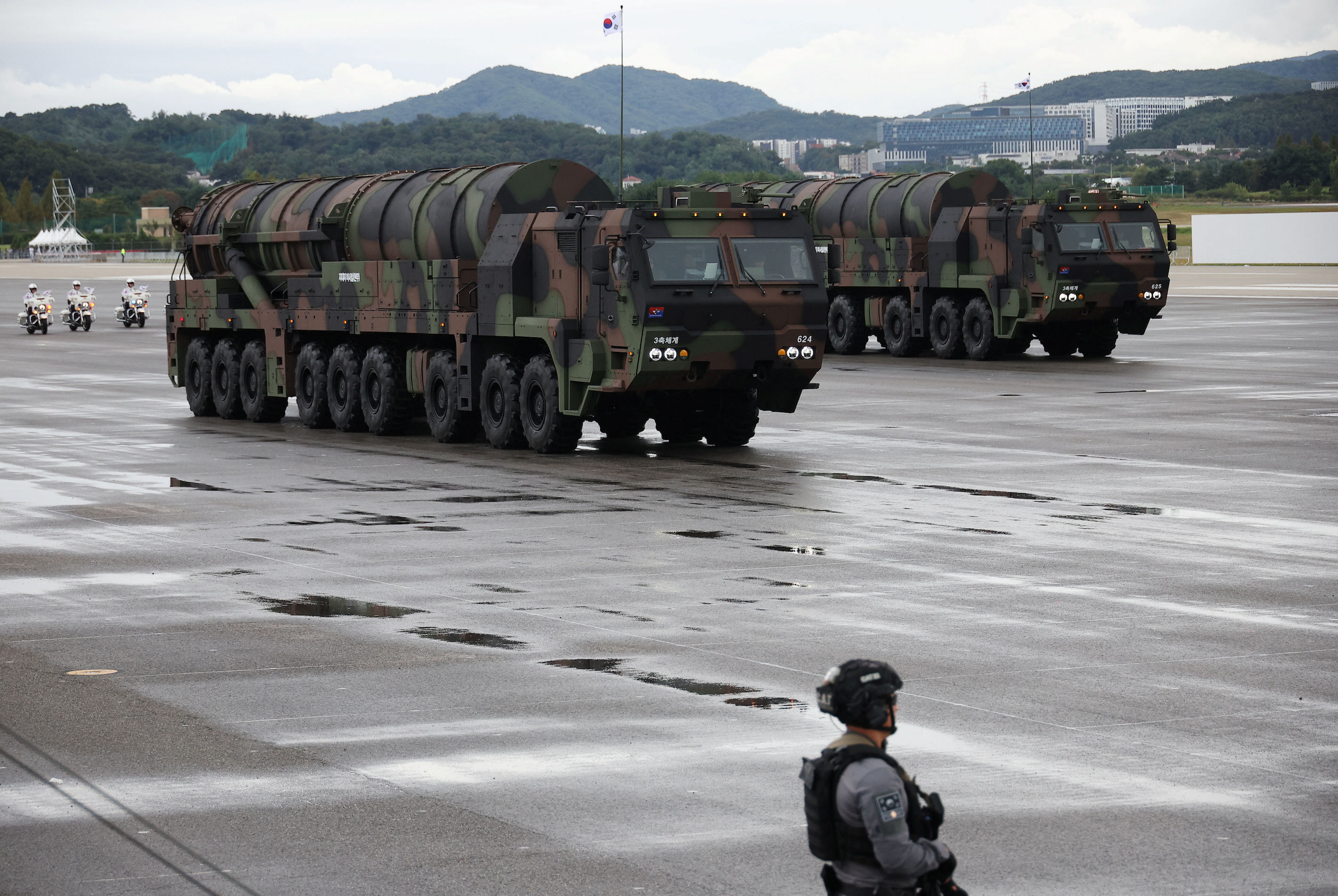 SKorea unveils “monster missile” at revived annual military parade