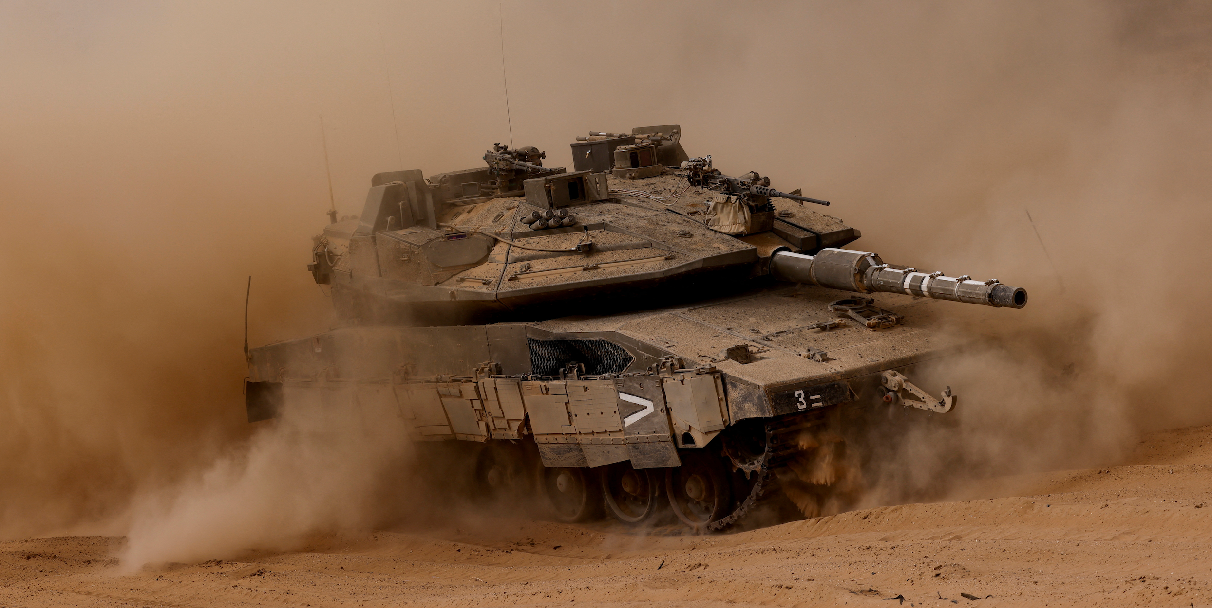 Israeli tanks burst into peacekeeper base, UN says