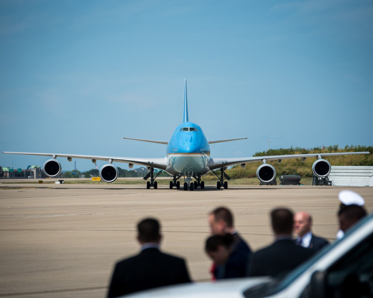 POTUS heads to “high stakes” Alaska summit with Putin on Ukraine