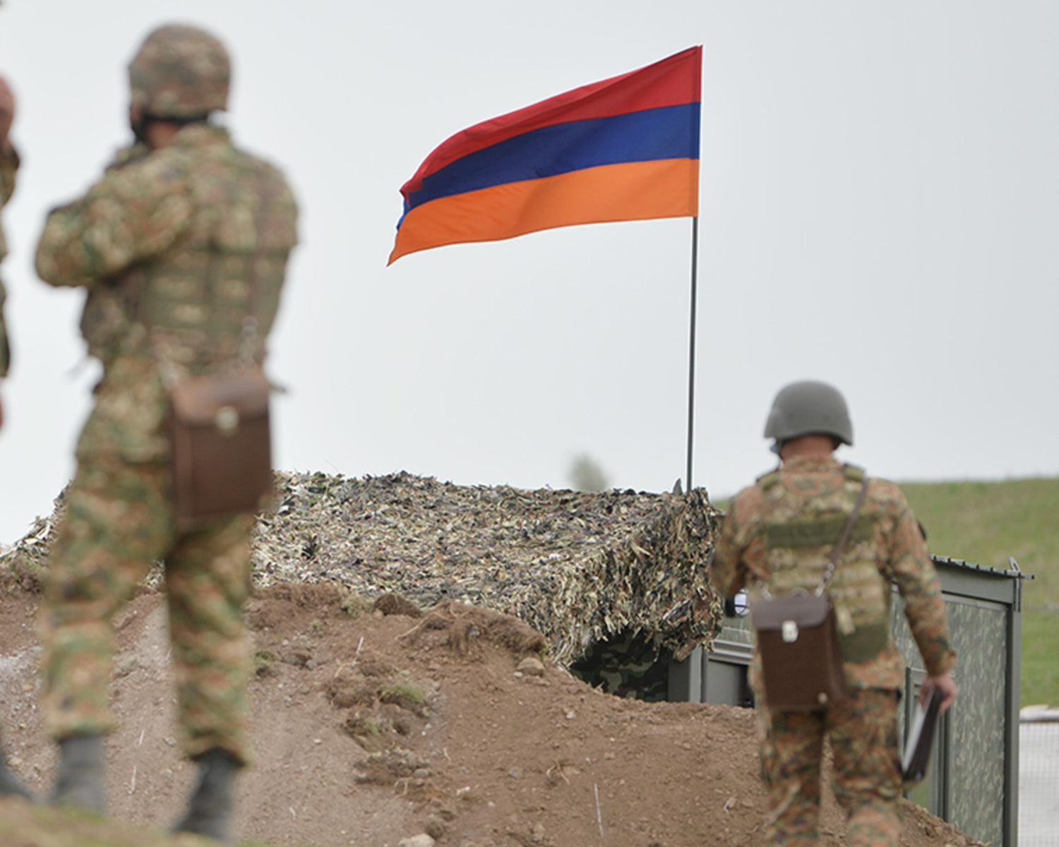 Armenia, Azerbaijan sign peace agreement