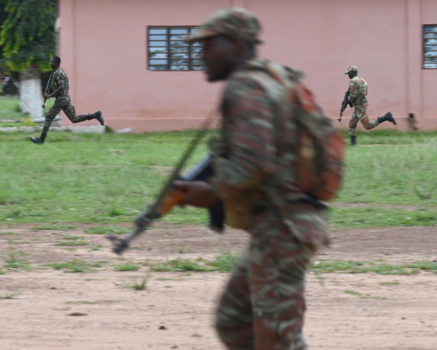 Al-Qaida affiliate says it killed 70 soldiers in Benin, intelligence group reports