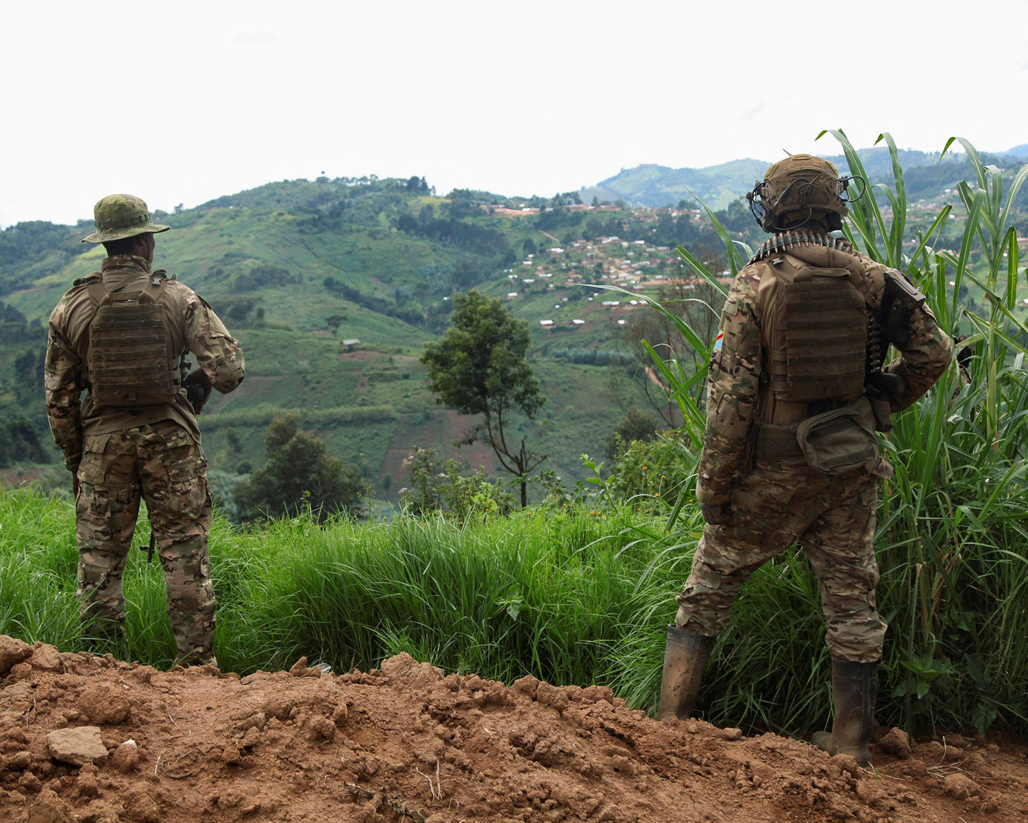 Congo army battles convicted war criminal's militia, civilian deaths reported