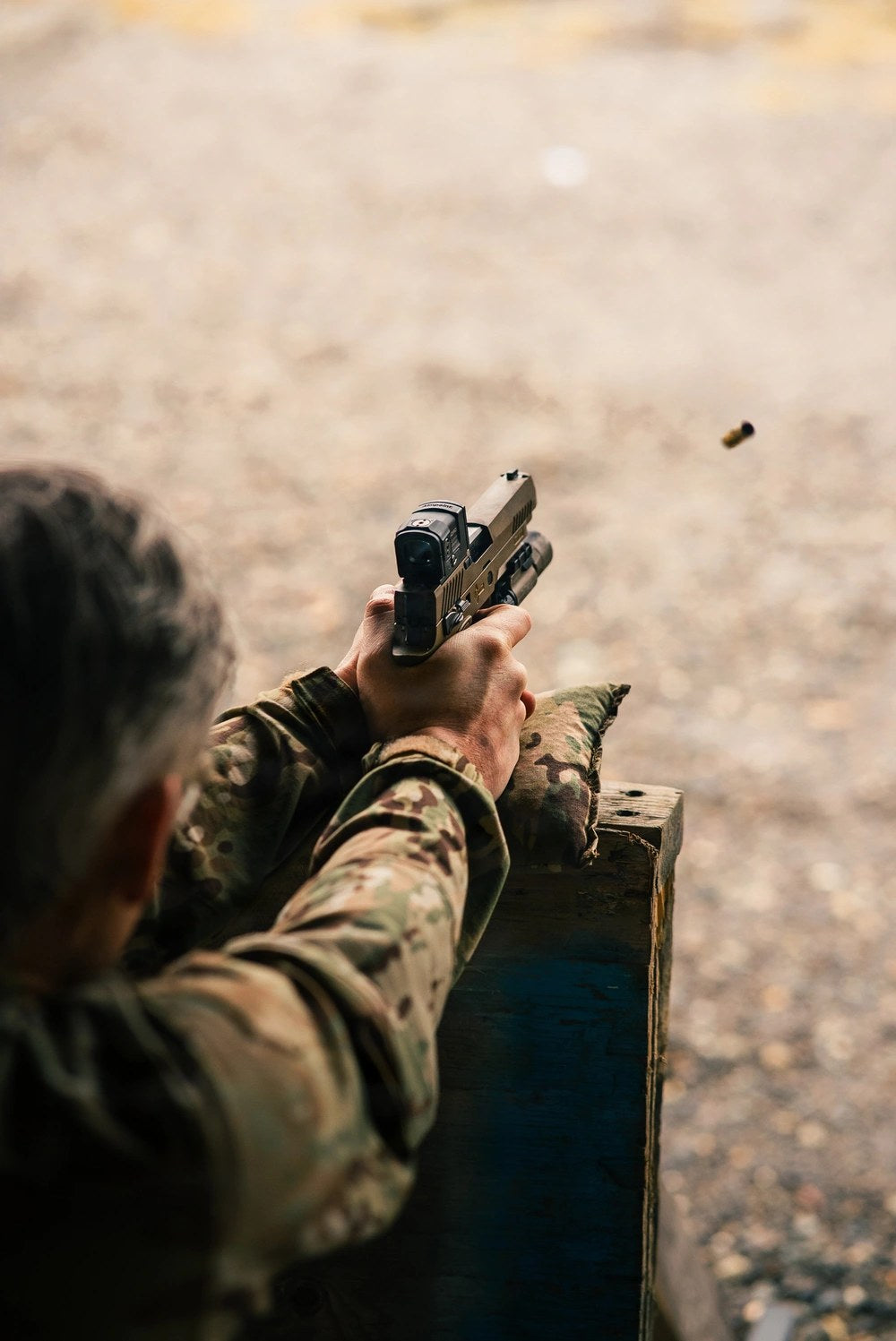 A Green Beret assigned to 1st Special Forces Group (Airborne) fires an M17 pistol during combat marksmanship training at Joint Base Lewis-McChord, Washington, Feb. 2, 2026. Illustrative file photo. (U.S. Army photo by Spc. Noah Martin)