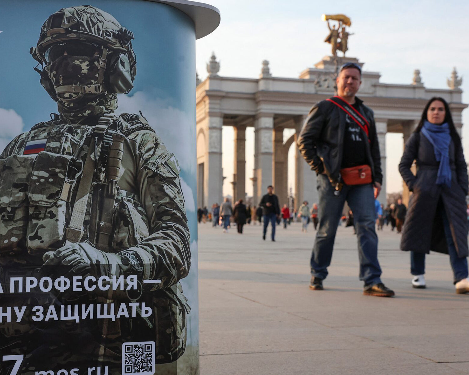 Russian economy in worse shape than Moscow says, institute says