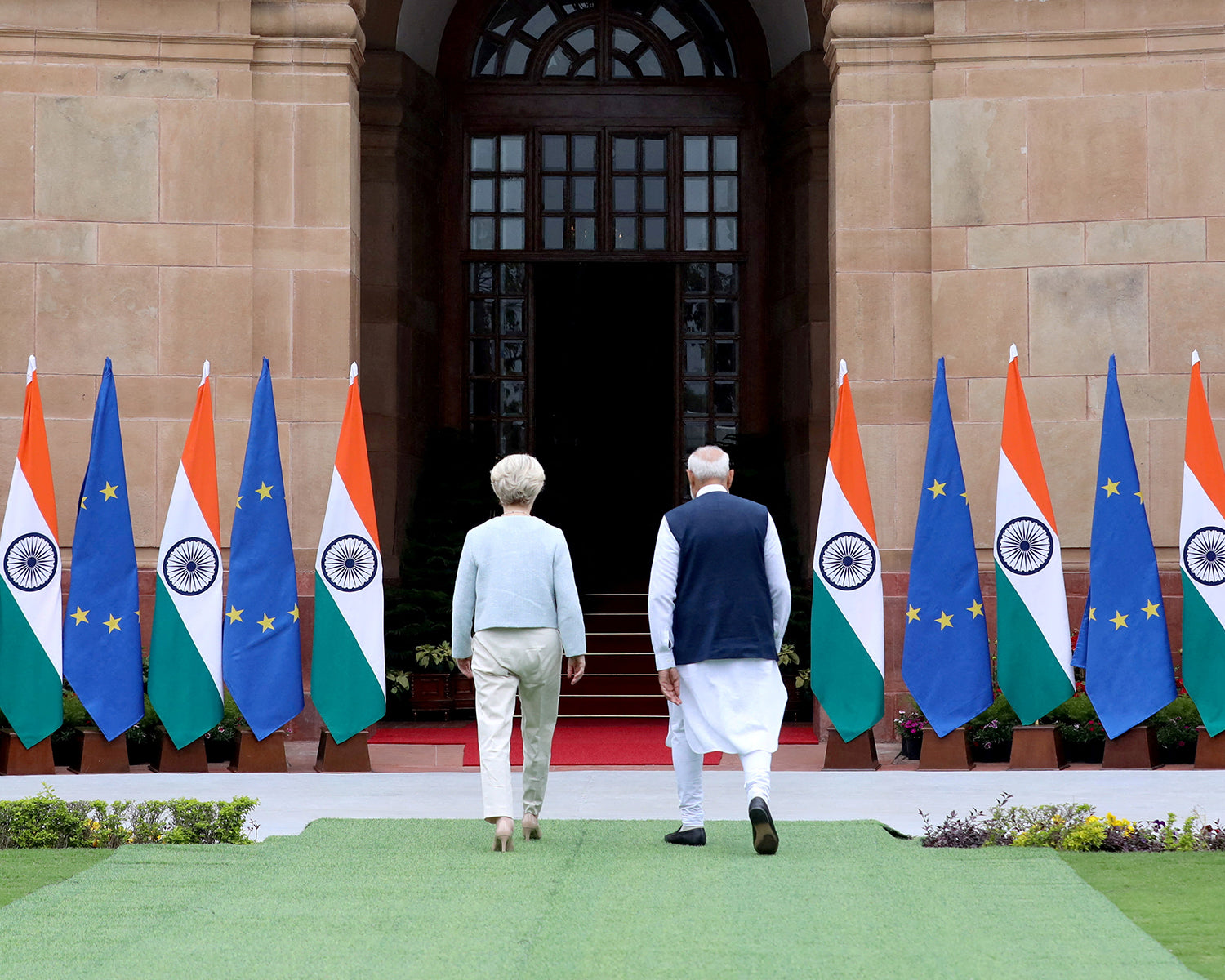 EU eyes deeper India alliance despite concern over Moscow ties
