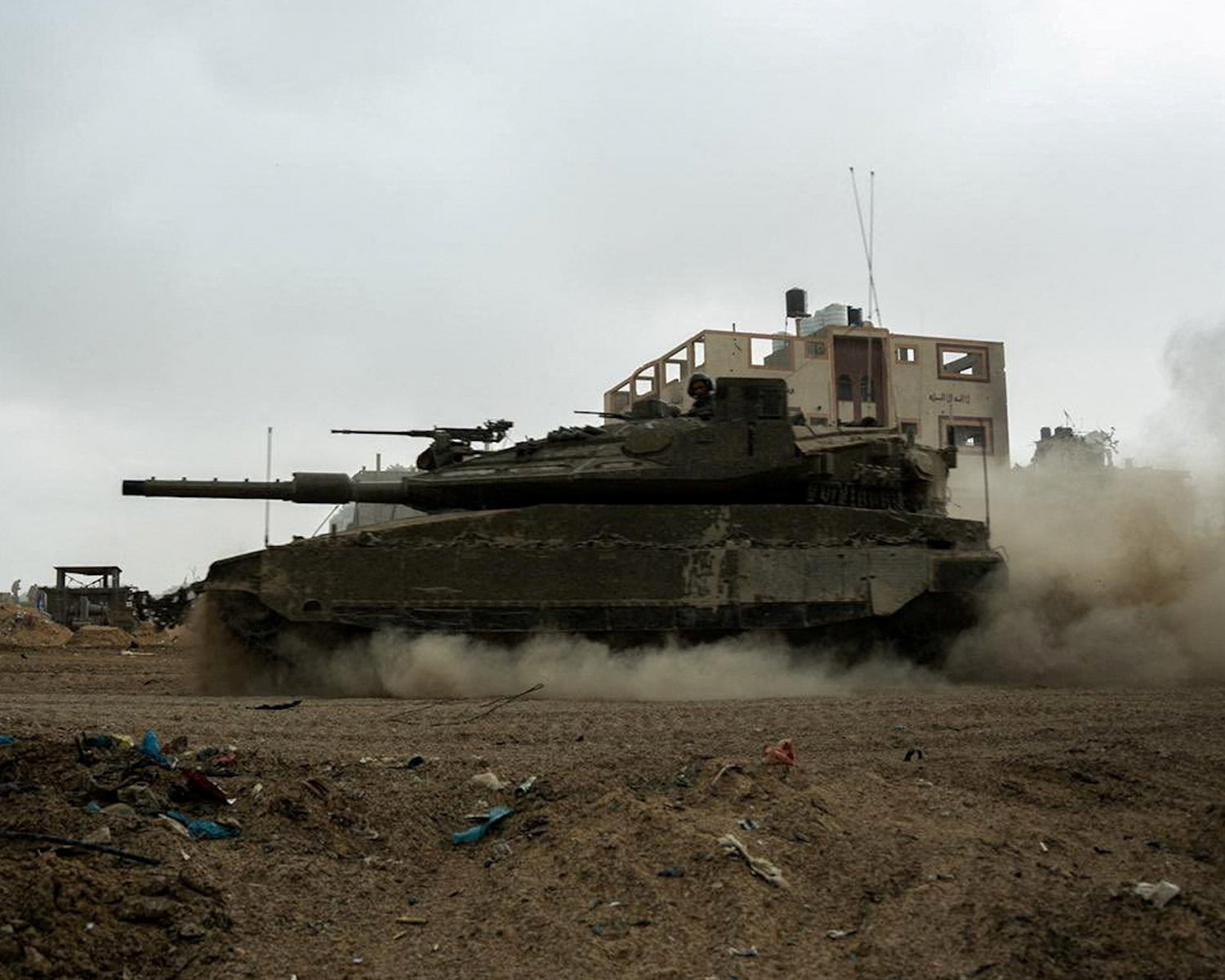 Israel, Hamas set for Gaza ceasefire talks as Netanyahu due to meet Trump