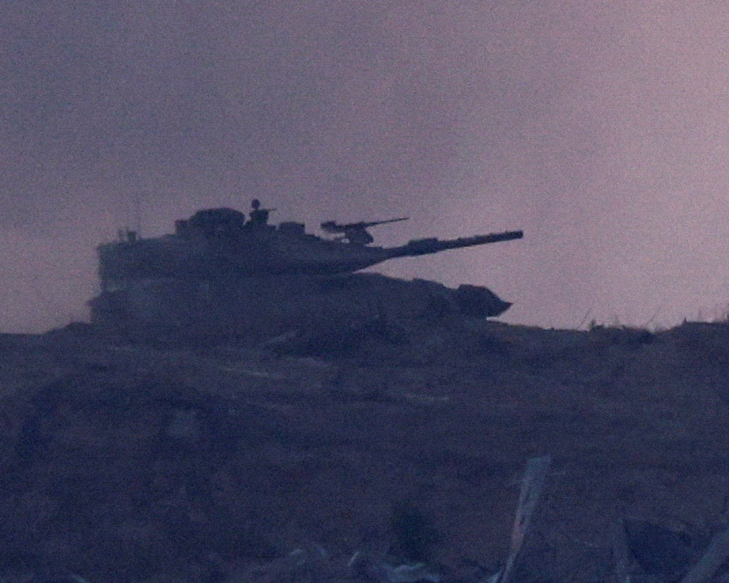 Israeli fire kills 28 more Palestinians amid Gaza City push