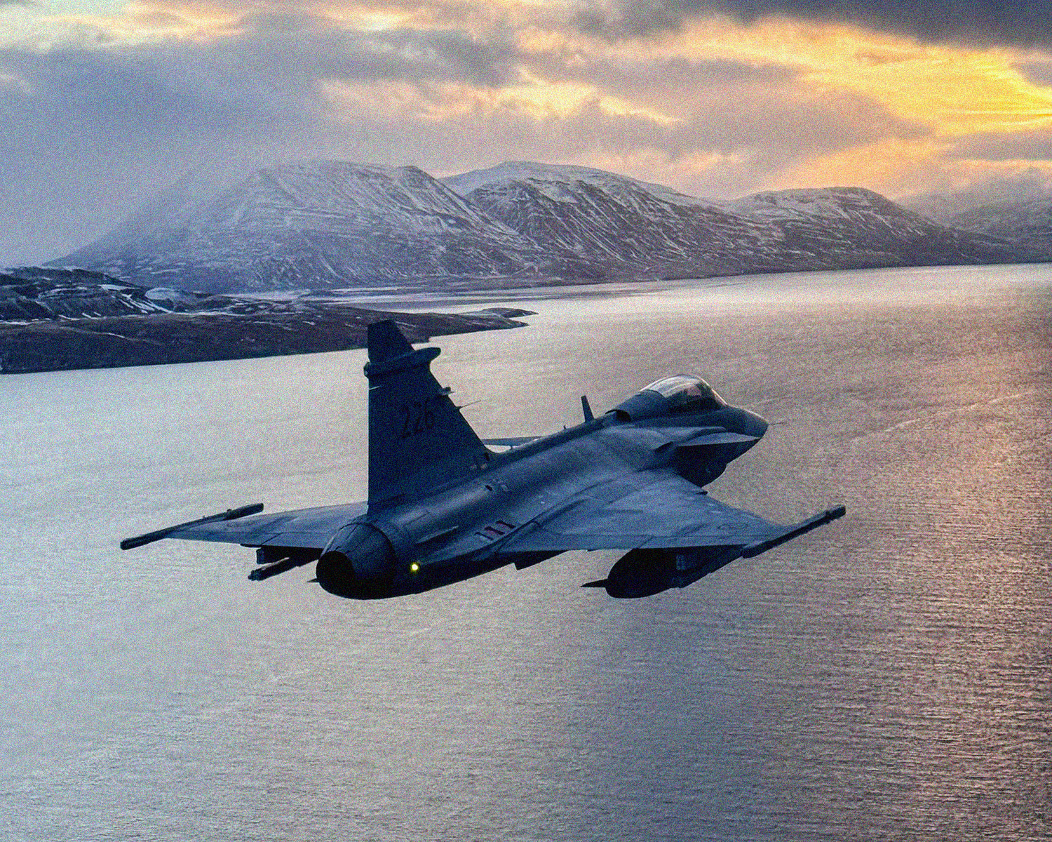 Analysis: Sweden's Gripen faces moment of truth in Ukraine's air war with Russia