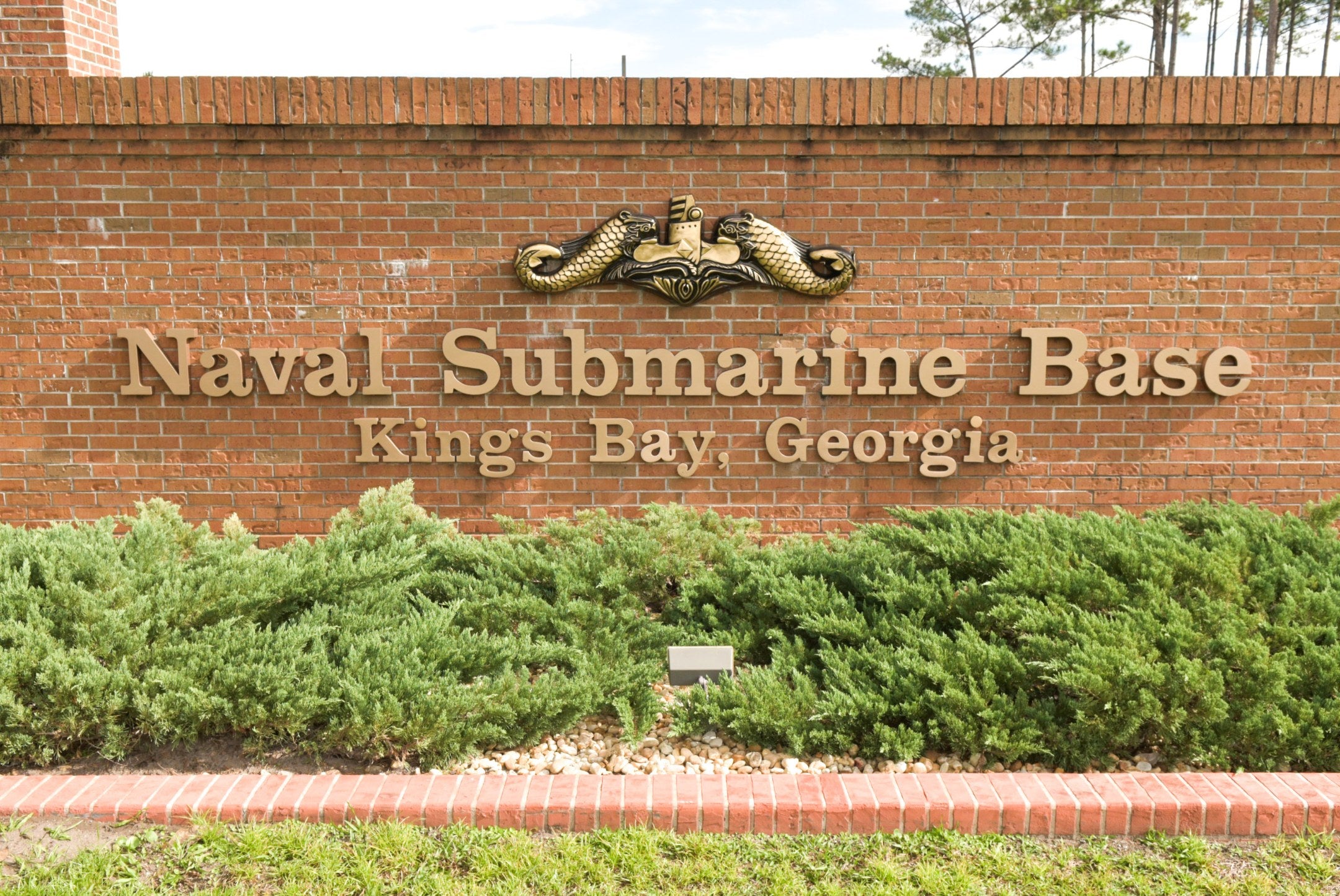 The entrance to Naval Submarine Base Kings Bay, Georgia, is shown in a U.S. Navy file photo. The base has agreed that blocking a retired Army veteran from its official Facebook page violated his First Amendment rights. (U.S. Navy photo by Electrician's