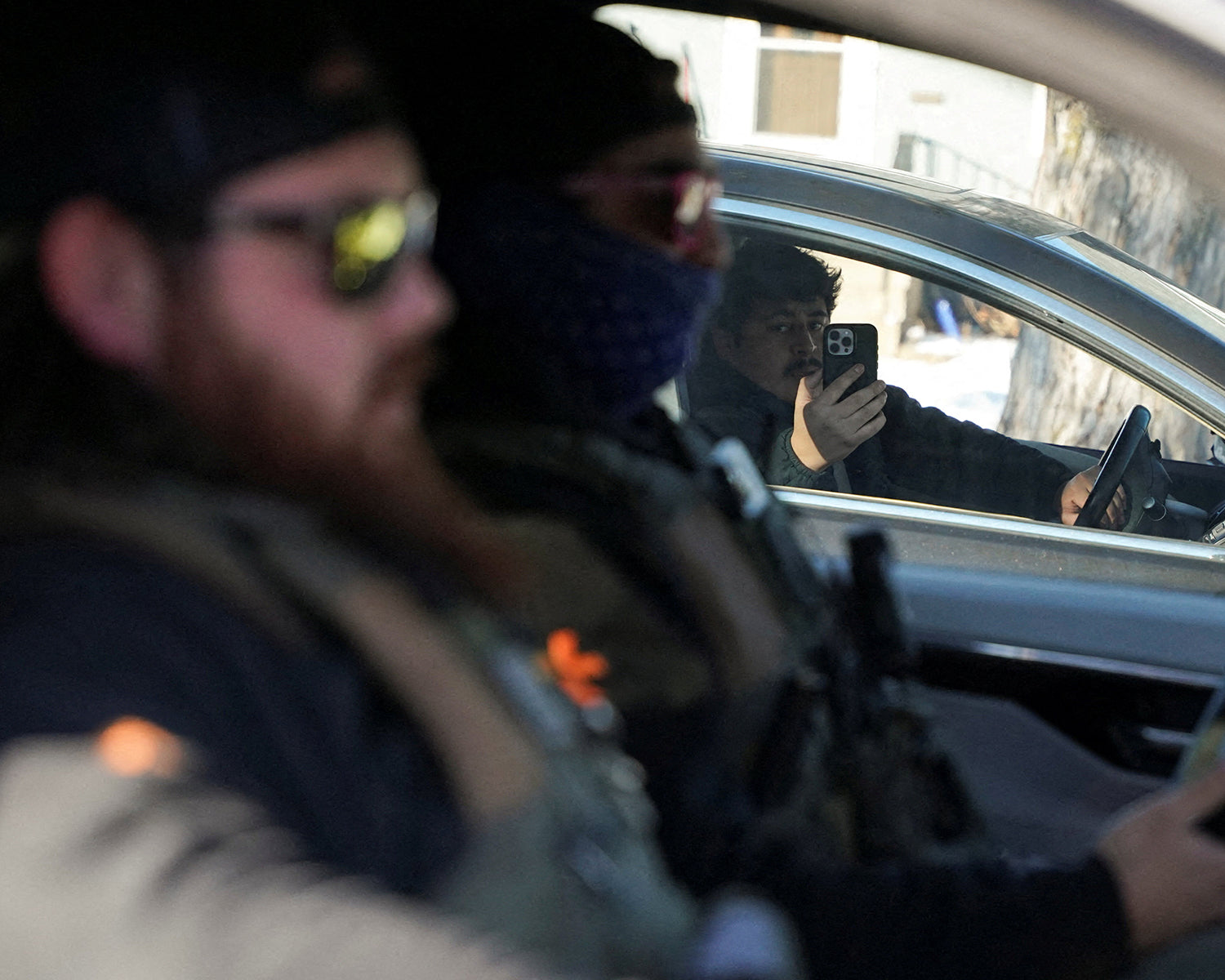 ICE officers in Minnesota told to not interact with “agitators” in new orders