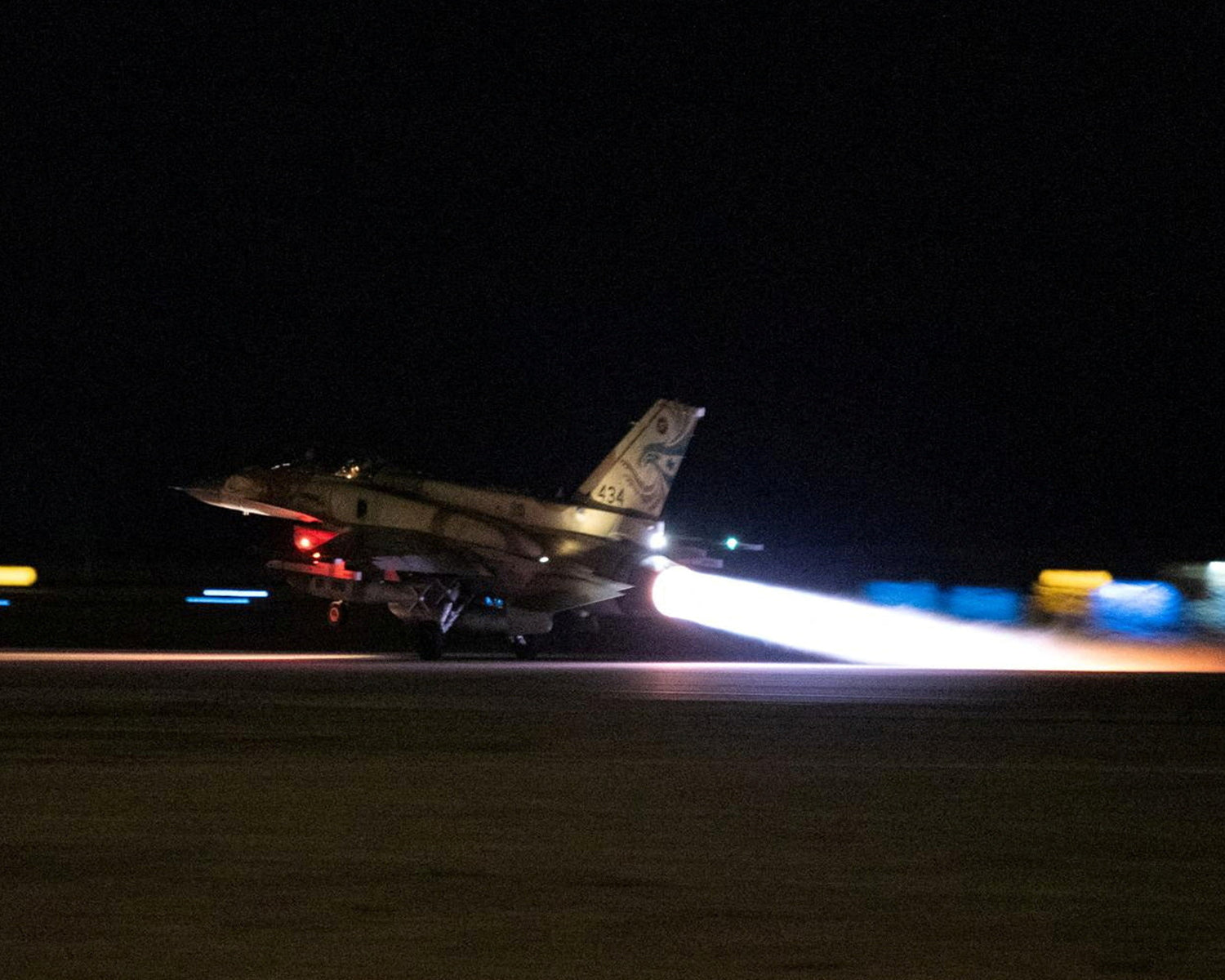 Israel launches first strikes on Yemen in weeks, Houthis respond with missiles