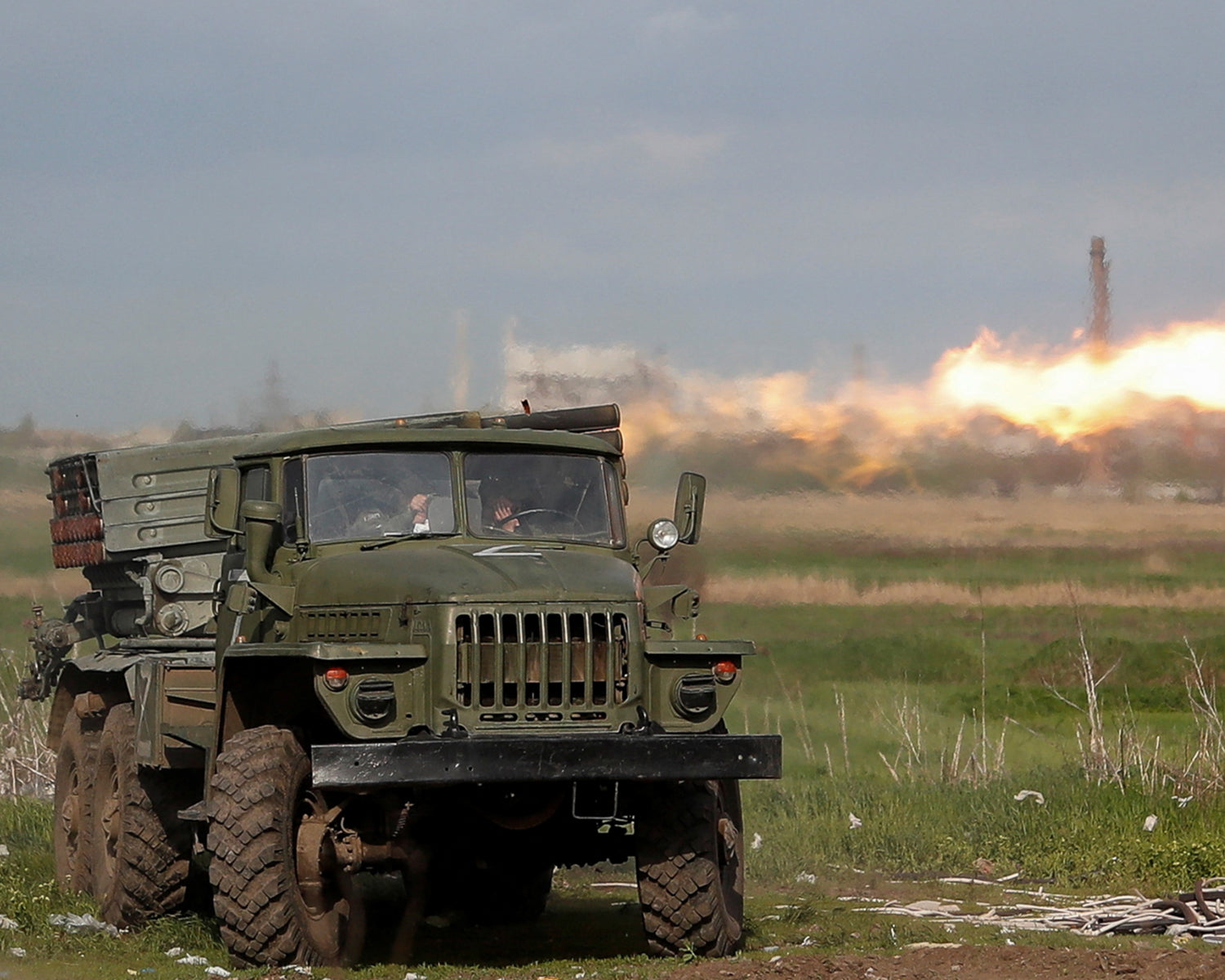 Ukraine fighting 10,000 Russian troops in Kursk region, Ukrainian commander says