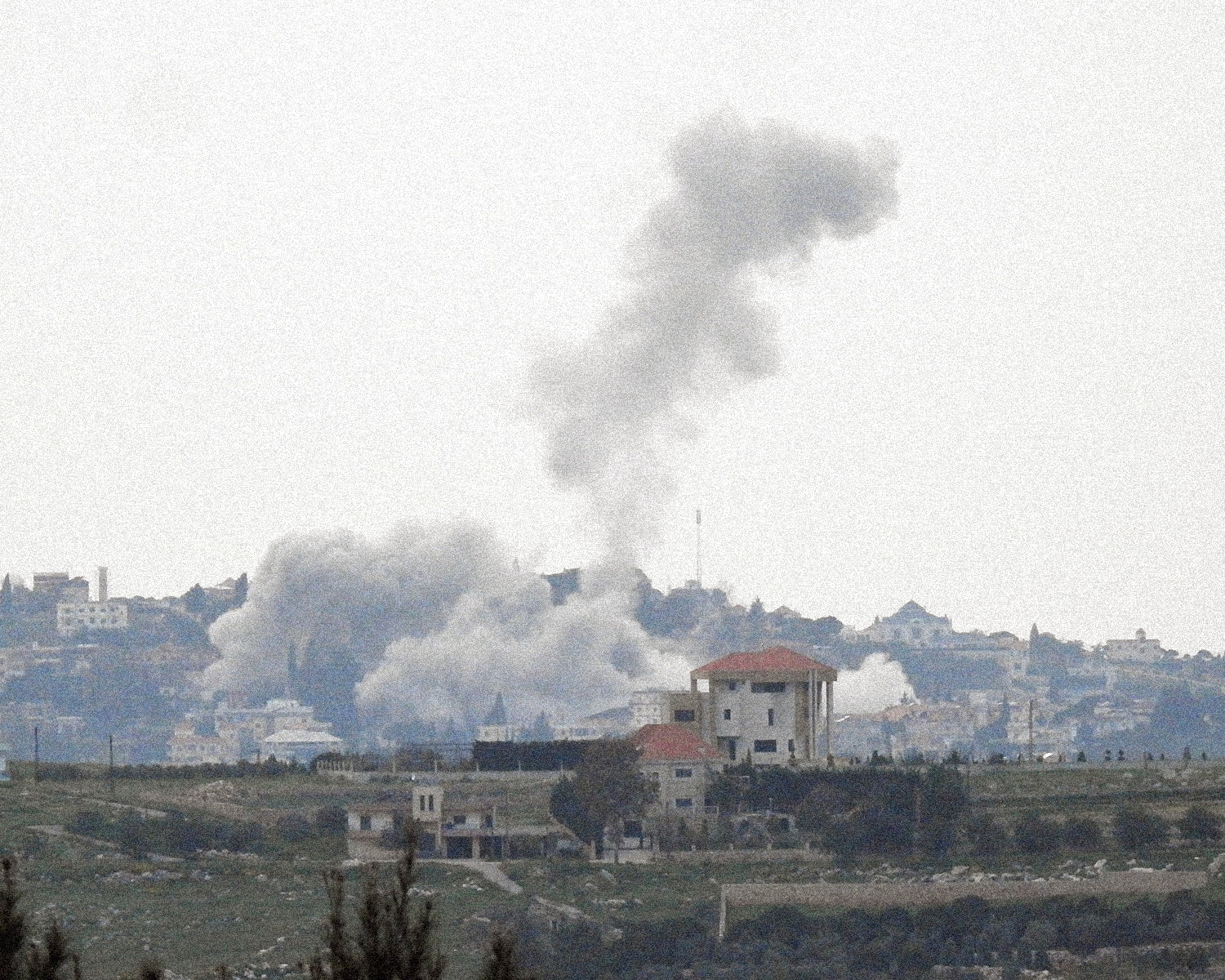 Israel's Netanyahu orders expansion of southern Lebanon operations