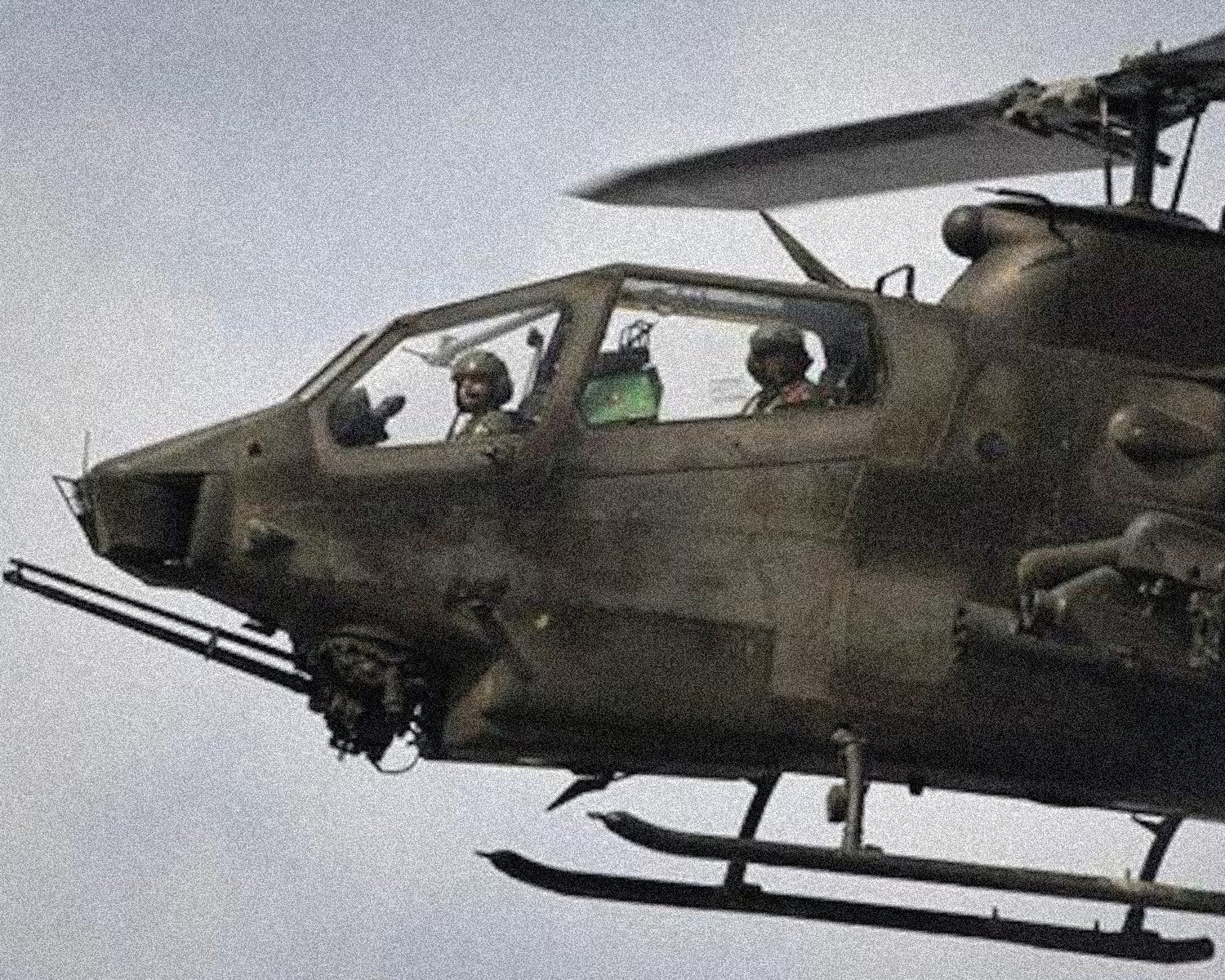 Pakistan sends helicopters, drones to end desert standoff; 58 dead