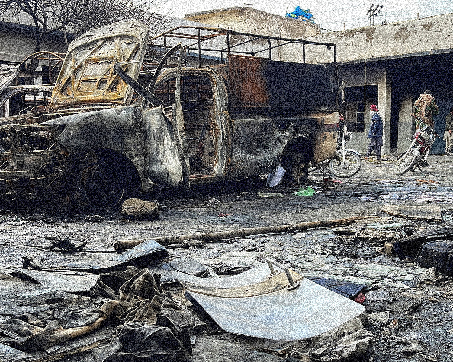 Pakistan forces kill 145 militants in two-day battle after wave of attacks