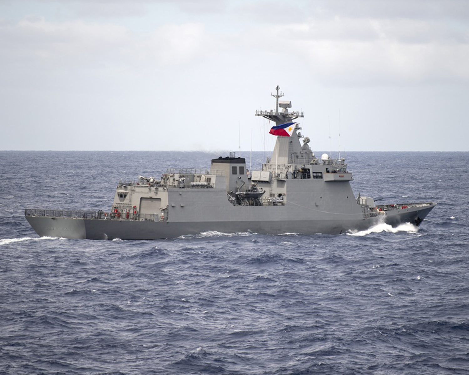 Philippines, Australia, Canada hold joint naval drill in South China Sea