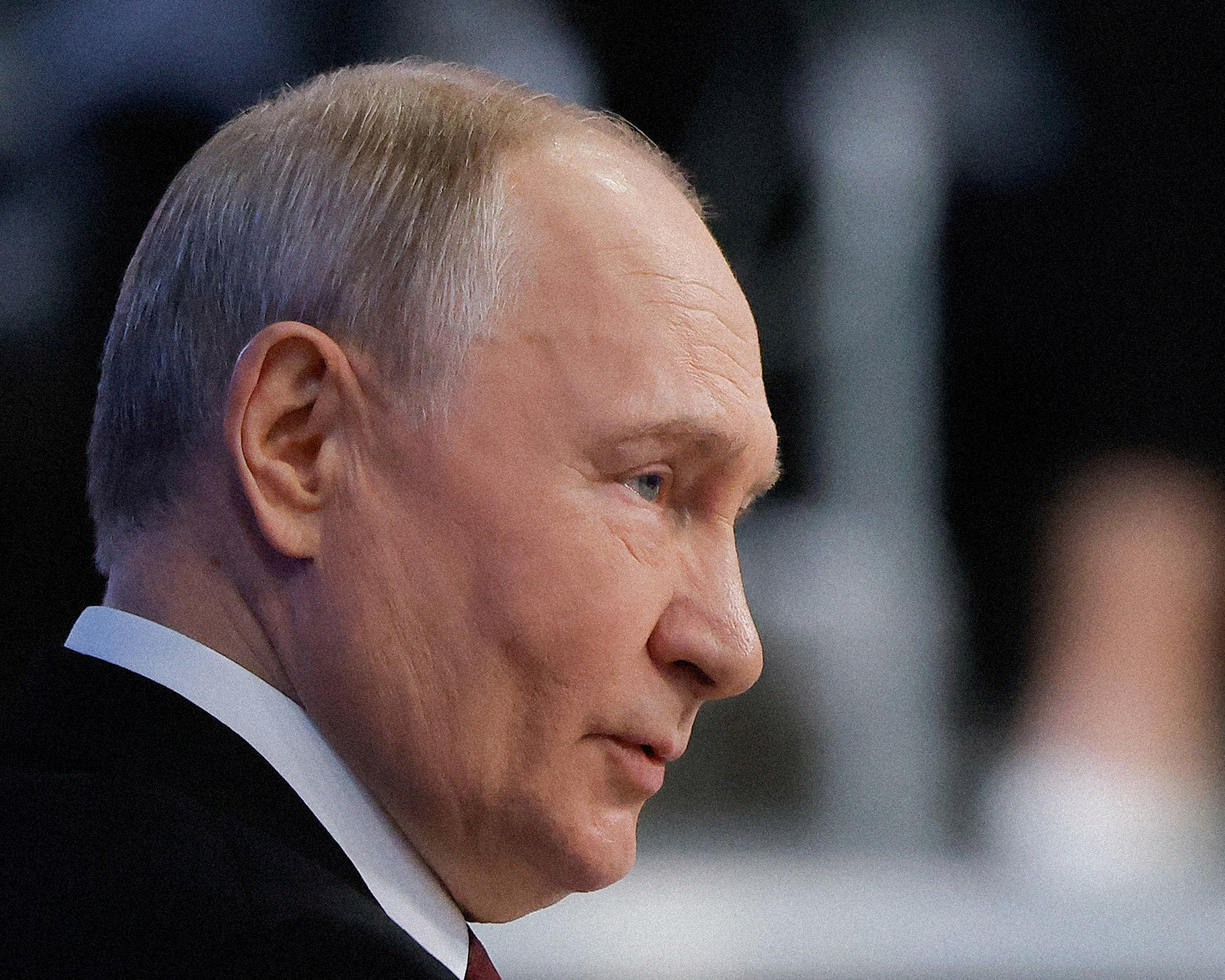 Putin's demand to Ukraine: give up Donbas, no NATO and no Western troops, sources say