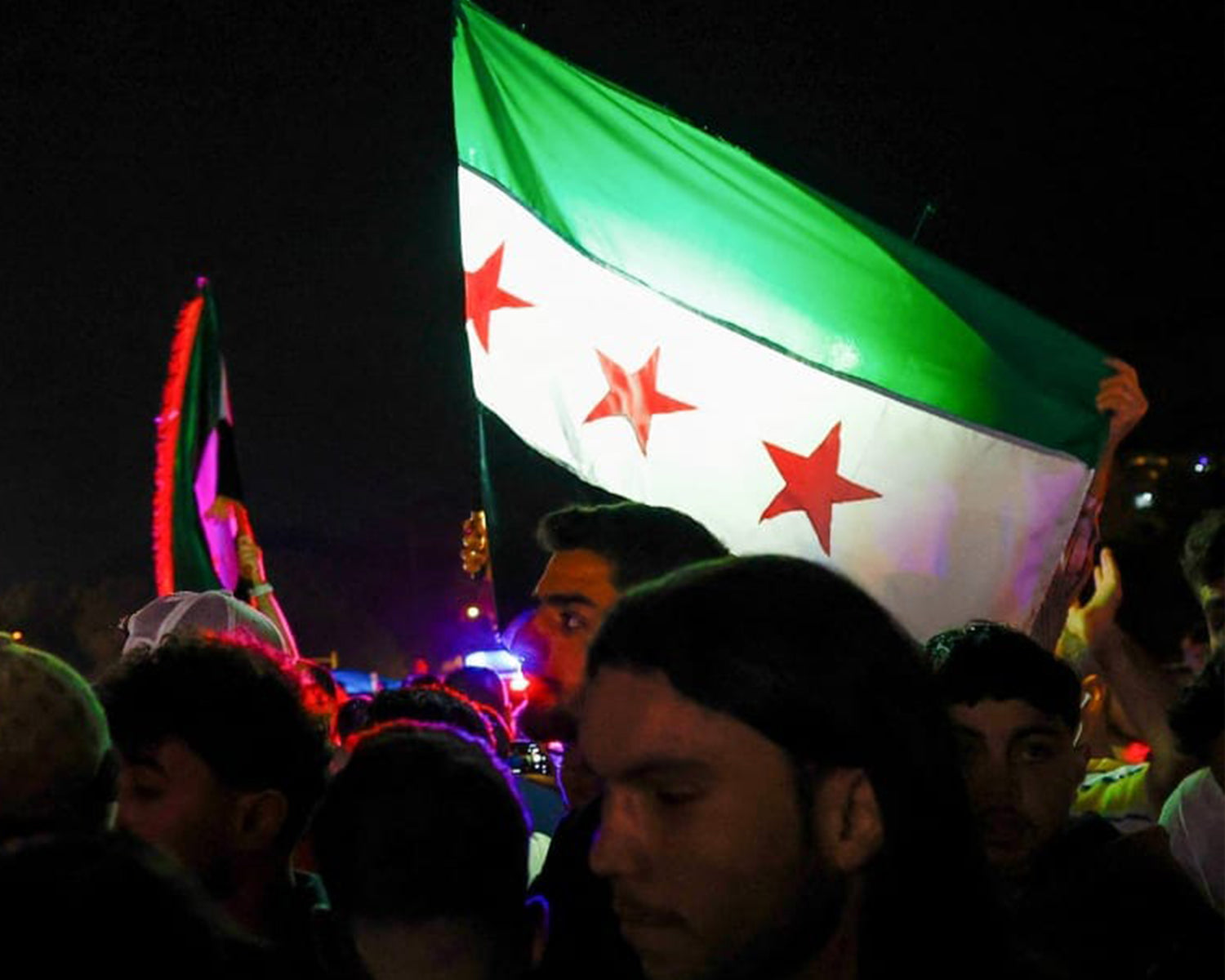 POTUS signs order lifting sanctions on Syria