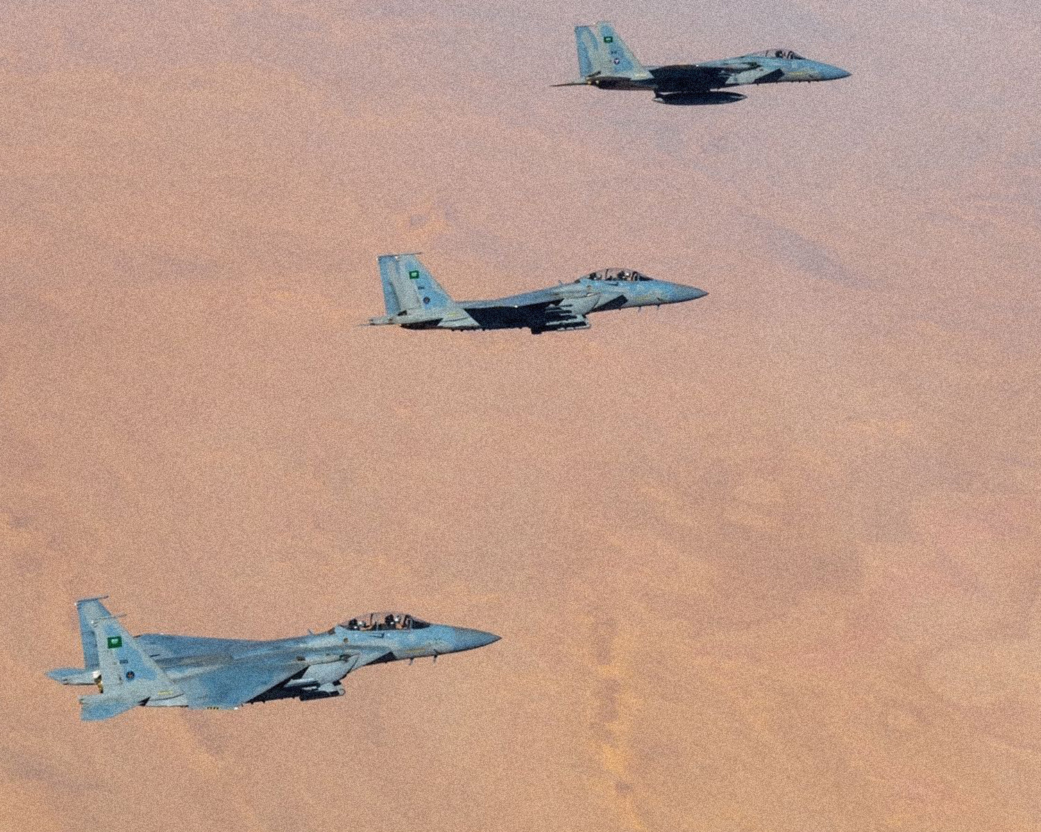 Saudi warplanes struck militias in Iraq during Iran war, sources say