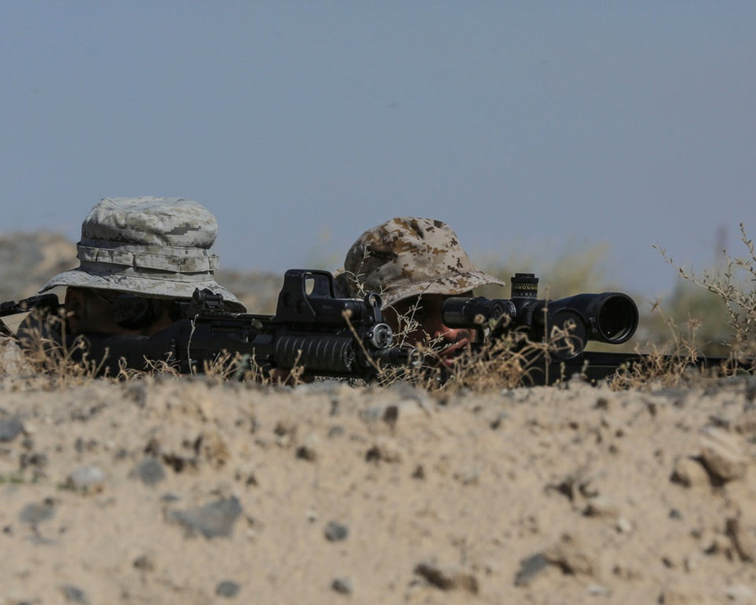 Saudi Arabia, Pakistan sign mutual defense pact