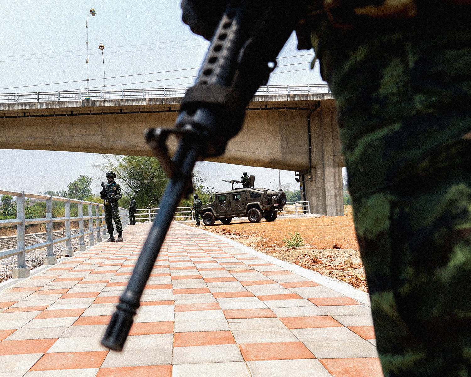 Thailand frees 18 Cambodian soldiers under new ceasefire deal