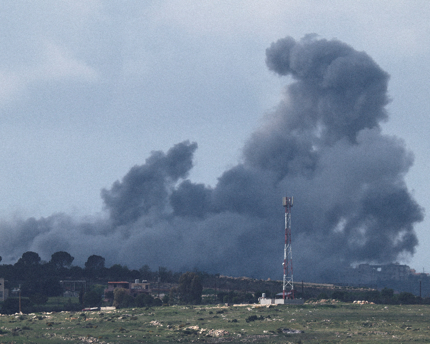 US, Iran prepare for first talks as Lebanon fighting persists, Strait impassable